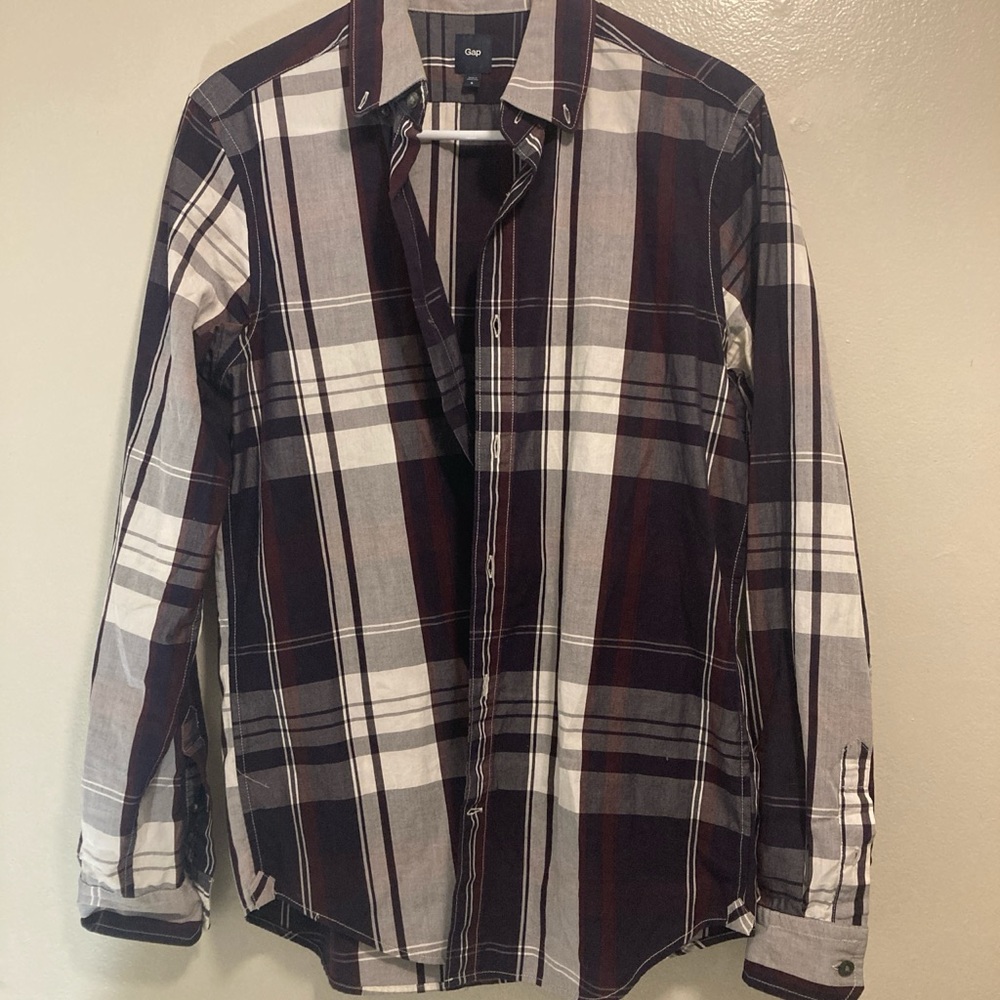GAP Black and White Casual Button Down Shirt